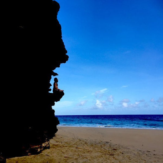 Seeing the blue sky behind the clouds: The wonders of meditation